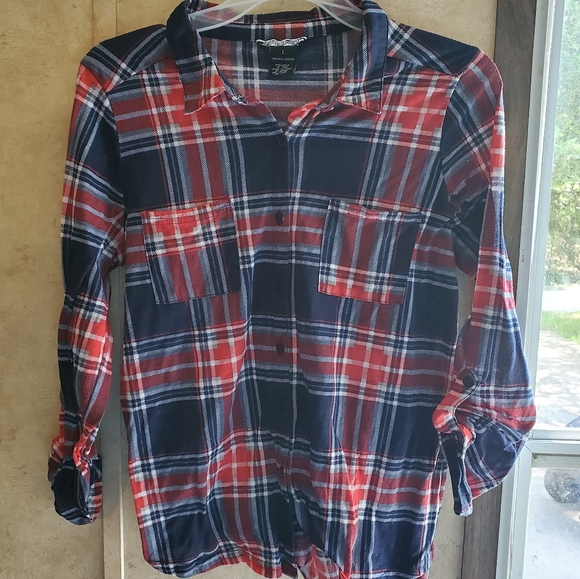 3/4 in sleeve Girls shirt - Picture 1 of 3